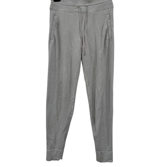 Lululemon Engineered Warmth Relaxed Fit Jogger In Vapor / White - Picture 6 of 6